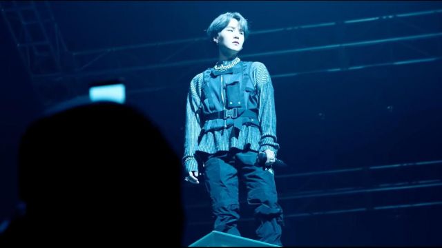 Black Con­vert­ible Zip-Off Trousers worn by Suga in the music video BTS (방탄소년단) MAP OF THE SOUL : 7 'Interlude : Shadow' Comeback Trailer