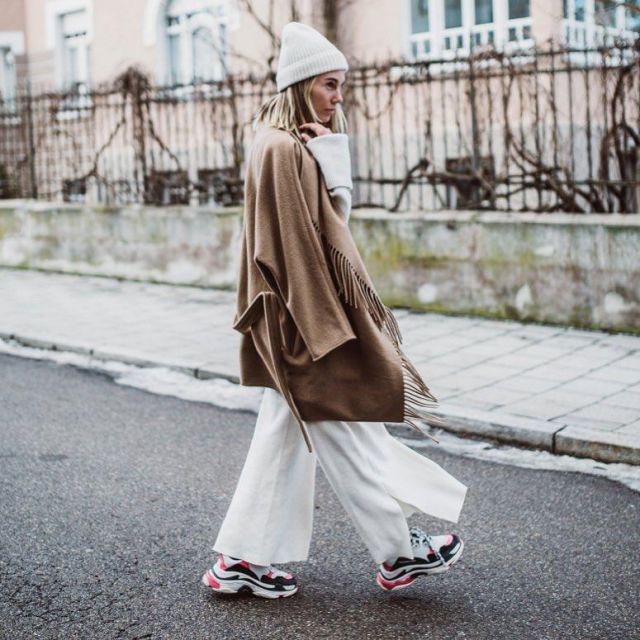 Balenciaga Triple S Sneaker de Karin Teigl sur l'Instagram account @constantly_k