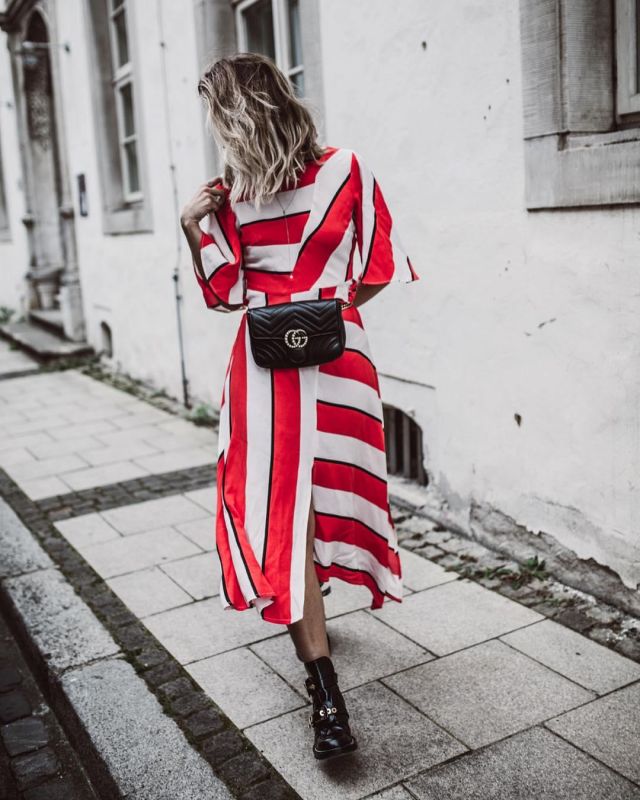 Topshop Stripe Mi­di Dress of Karin Teigl on the Instagram account @constantly_k