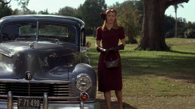 Gloves long black Allie (Rachel McAdams) in never forget