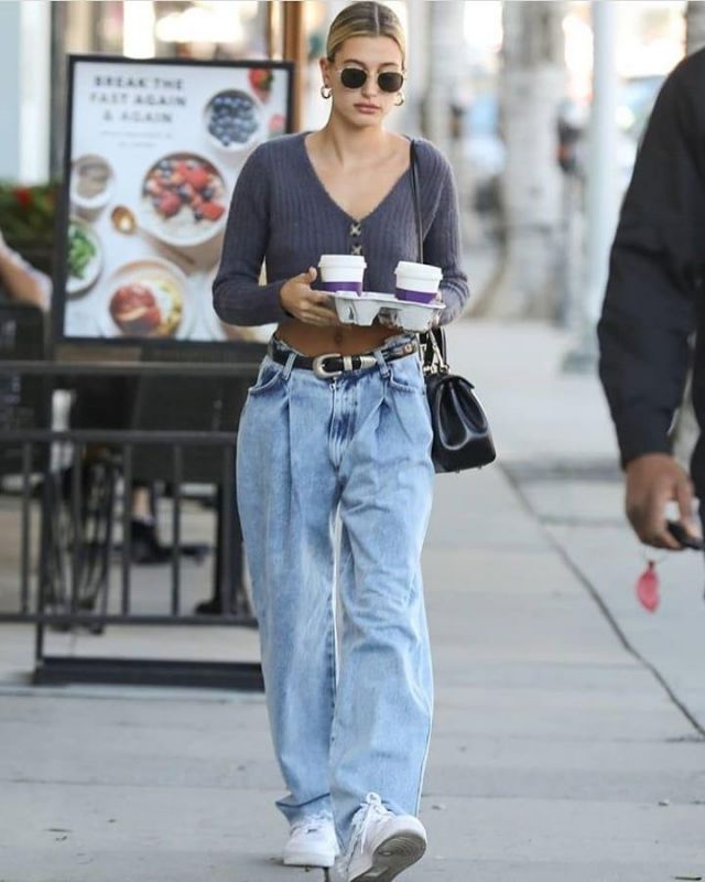 Urban Outfitters Rochelle Fuzzy Cropped Cardi­gan worn by Hailey Baldwin Beverly Hills February 4, 2020