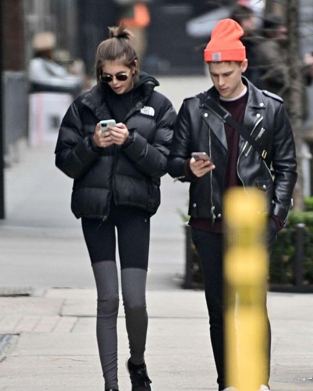The North Face Nuptse Pack­able Quilt­ed Down Jack­et worn by Kaia Jordan Gerber New York City February 5, 2020