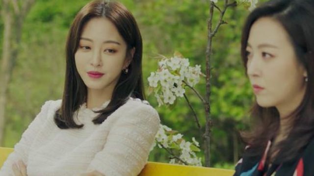 Mini vestido de Tweed usado por Ji Soo-hyun (Han Ye-seul) en Big Issue Episodio 30