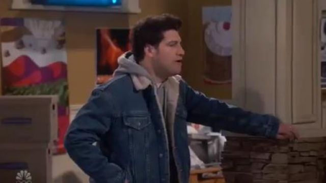 Den­im Jack­et worn by Dave (Adam Pally) in Indebted Season 1 Episode 1