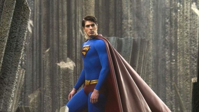 The costume (version dog) Clark Kent (Brandon Routh) in Superman