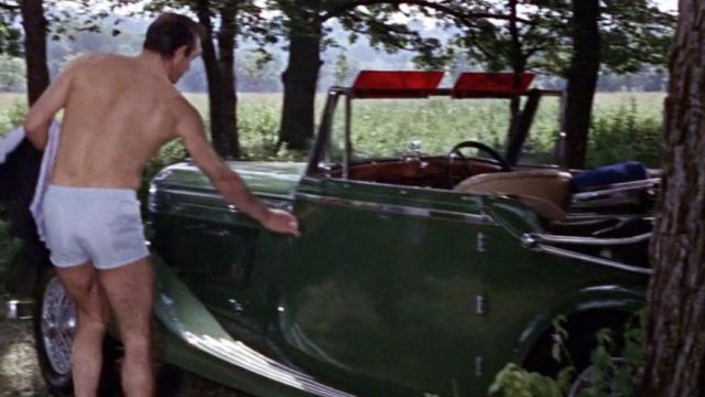 La Bentley Mark IV de James Bond (Sean Connery) dans Bons baisers de Russie