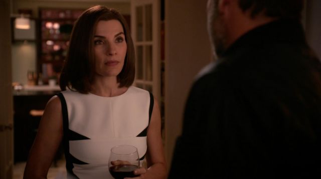 Dress Alicia Florrick in The Good Wife