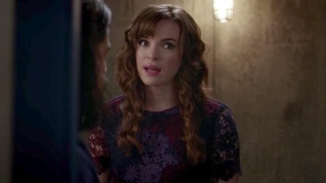 The top lace 424 FIFTH of Caitlin Snow (Danielle Panabaker) in The Flash S02E06