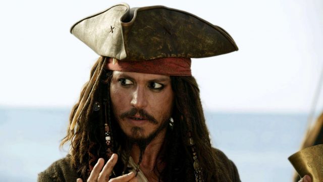 Le chapeau de Jack Sparrow dans Pirates des Caraïbes II : Le secret du coffre maudit