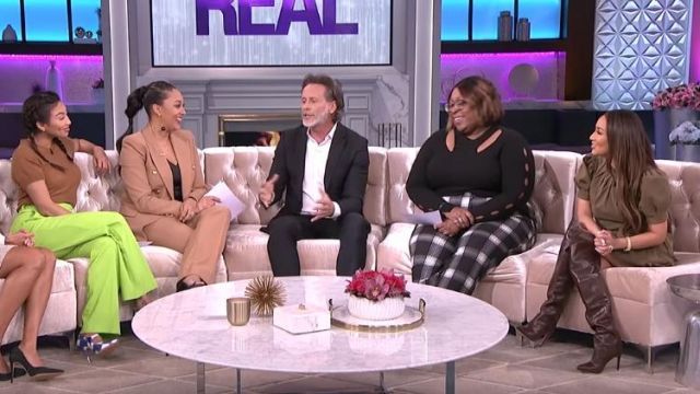 Alice+olivia Green Robe Vi­da worn by Adrienne Bailon in The Real  February 9, 2020