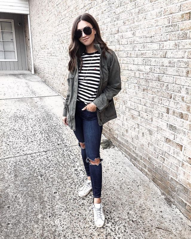 Stripe Top of Karen on the Instagram account @everbstyled