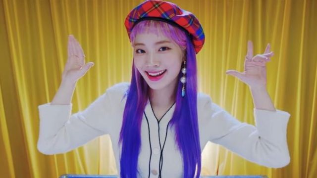 Red And Blue Check Wool Hat worn by DAHYUN in the music video TWICE "YES or YES" M/V