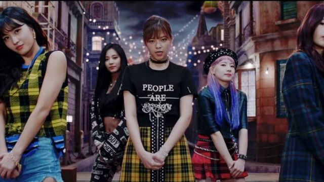 Print­ed Cot­ton Blend Den­im Jack­et worn by TZUYU in the music video TWICE "YES or YES" M/V