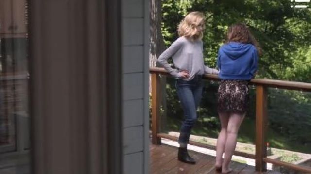 Grey Tops worn by Colette French (Willa Fitzgerald) in Dare Me Season 1 Episode 5