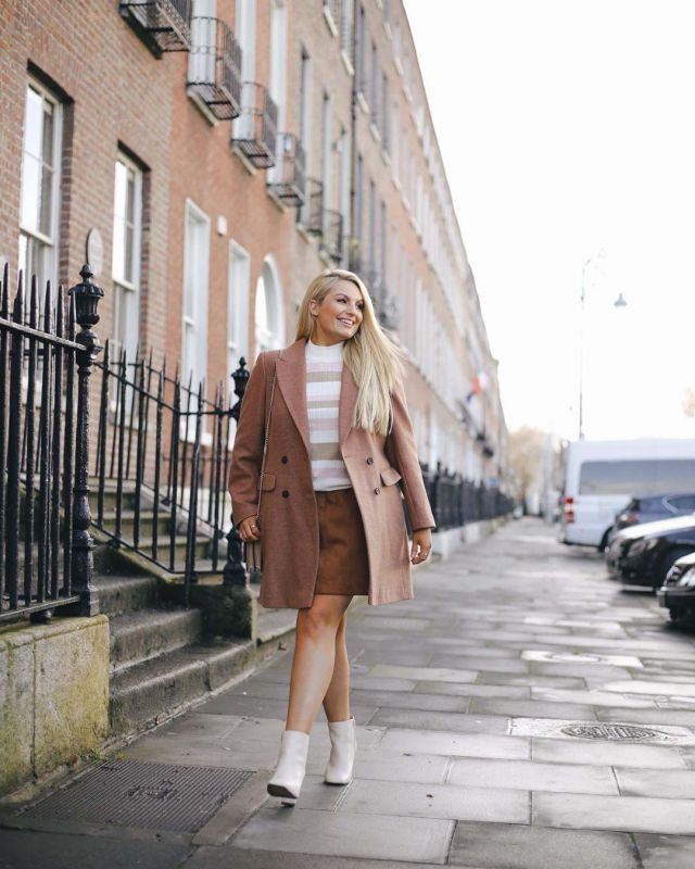 Point­ed An­kle Boots of Louise O'Reilly on the Instagram account @stylemecurvy