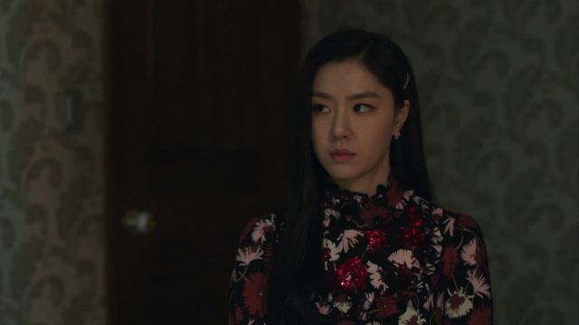 Papillon boucle d'Oreille portées par Seo Dan (Seo Ji-hye) dans Crash à l'Atterrissage sur Vous de l'Épisode 12