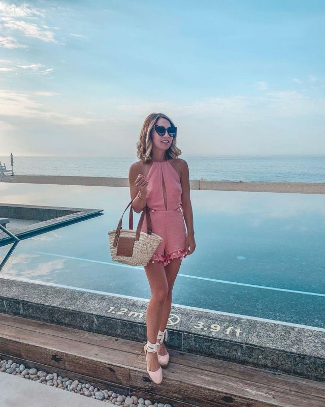 Romper Pink of Stephanie on the Instagram account @stephaniehlam