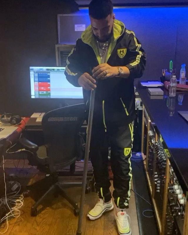 Le jogging Noir et Jaune Richard Valentine Memphis porté par French Montana sur son compte Instagram @frenchmontana