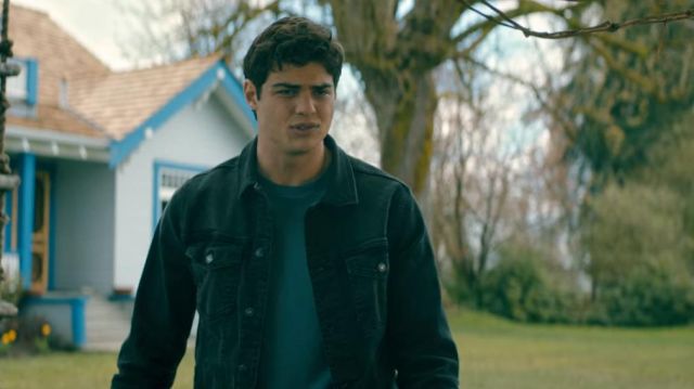 The black denim jacket of Peter (Noah Centineo) in To All the Boys: P.S. I Still Love You