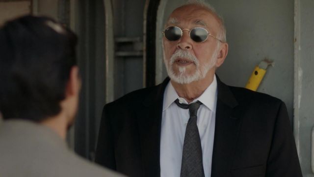 Ray-Ban Oval Sunglasses worn by Seb (Frank Langella) as seen in Kidding (S02E06)