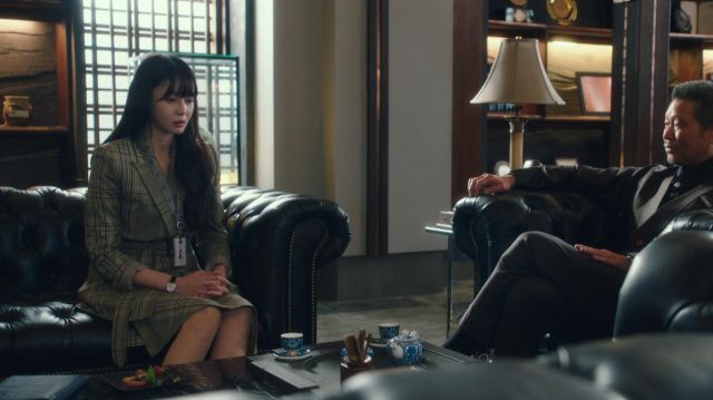 Yellow Check Peaked Blazer worn by Oh Soo Ah (Kwon Nara) in Itaewon Class Episode 3