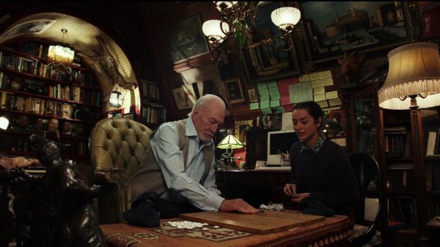 Go Board Game of Harlan Thrombey (Christopher Plummer) in Knives Out