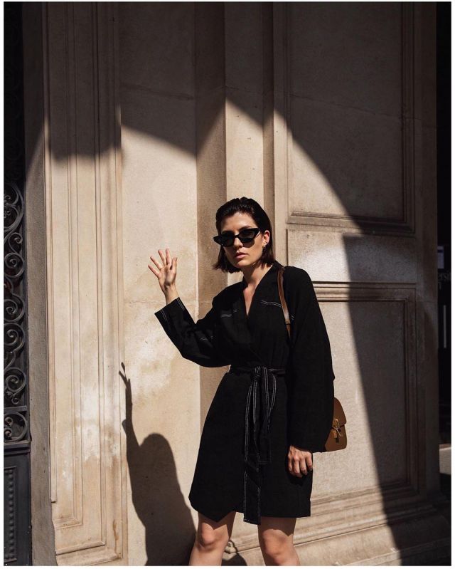 & Other Stories Kimono Robe Wrap de Carola Pojer sur l'Instagram account @carolapojer