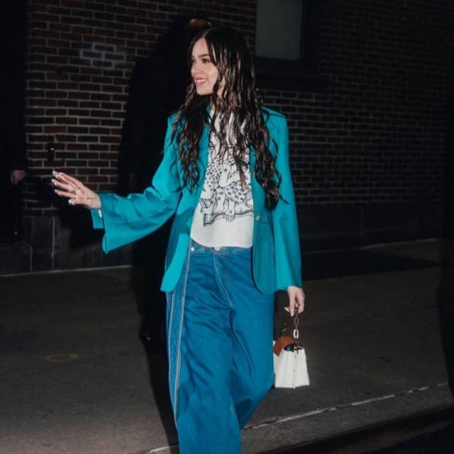 Lanvin Over­sized Asym­met­ric Wide-Leg Jeans of Hailee Steinfeld on the Instagram account @haileesteinfeld February 26, 2020