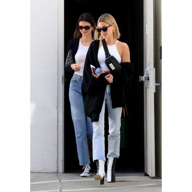 Levi's Stonewashed Cropped Jeans of Hailey Baldwin on the Instagram account @haileybieber March 1, 2020