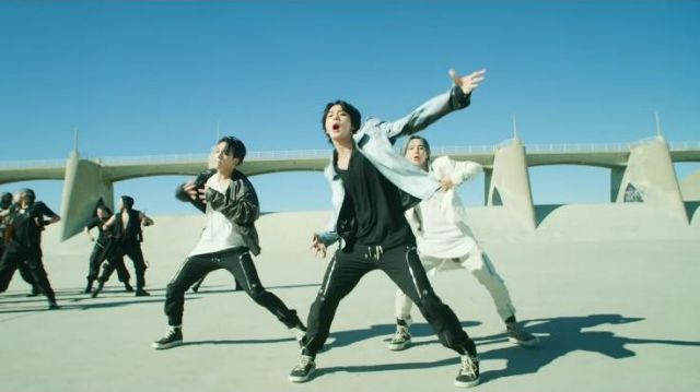 Ge­othrash­er High Sneak­er worn by Jin in the music video [BANGTAN BOMB] 'ON' Kinetic Manifesto Film (BTS focus) - BTS (방탄소년단)