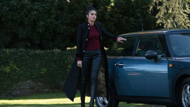Coat worn by Miriam Shepherd (Aiysha Hart) as seen in A Dis­cov­ery of Witches S01E05