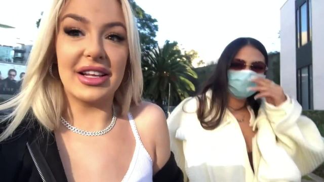 Silver Chain Necklace worn by Tana Mongeau in the YouTube video this is what single Tana in Miami looks like... (scary)
