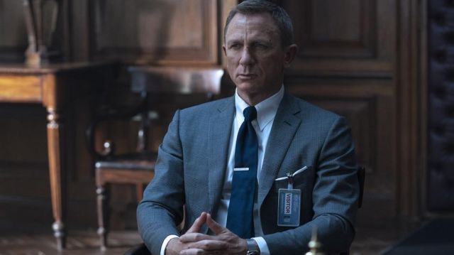Benson & Clegg Plaine Skinny Rhodium Cravate Diapo porté par James Bond (Daniel Craig) comme on le voit dans Pas le Temps de Mourir