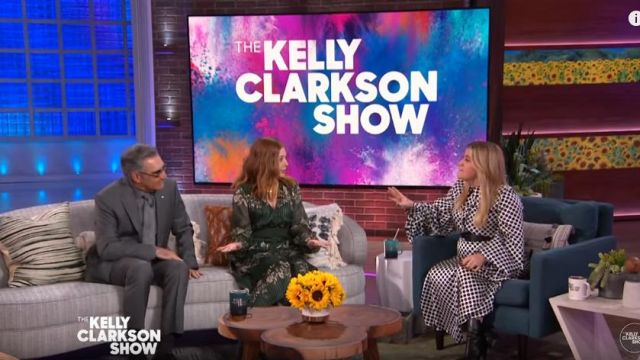 Alexandre vauthier Soie à Pois Shirt porté par Kelly Clarkson sur L'Kelly Clarkson Montrer le 4 Mars 2020