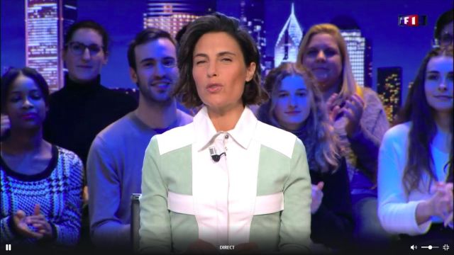 El abrigo de piel de cordero de Alessandra Sublet en C'est Canteloup el 06.03.2020