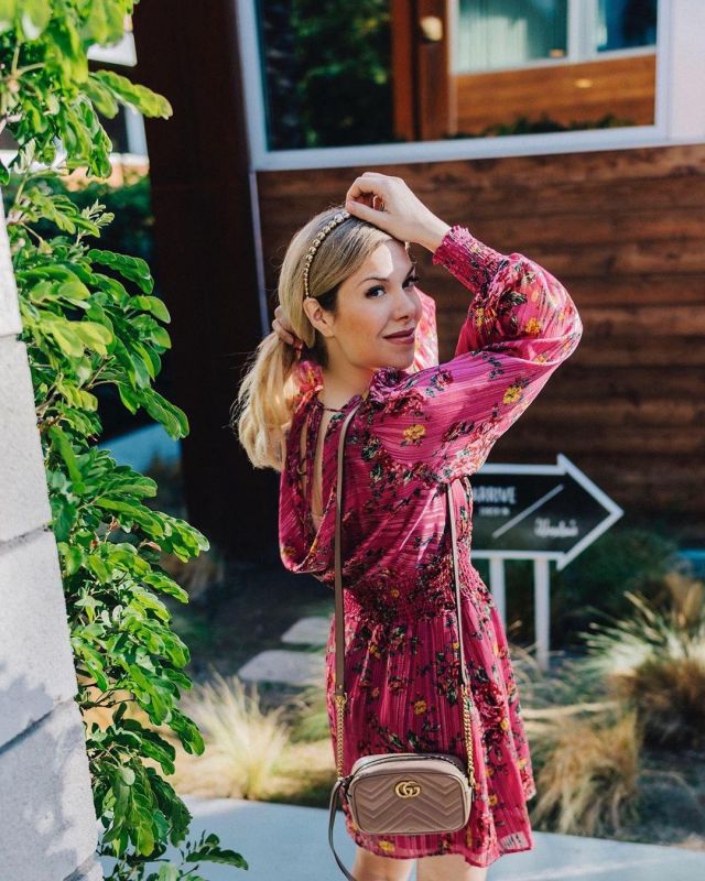 Dress Pink of Ally Noriega on the Instagram account @allysoninwonderland