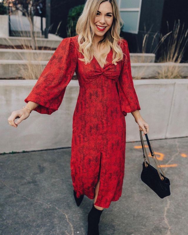 Long Sleeve Maxi Dress of Ally Noriega on the Instagram account @allysoninwonderland