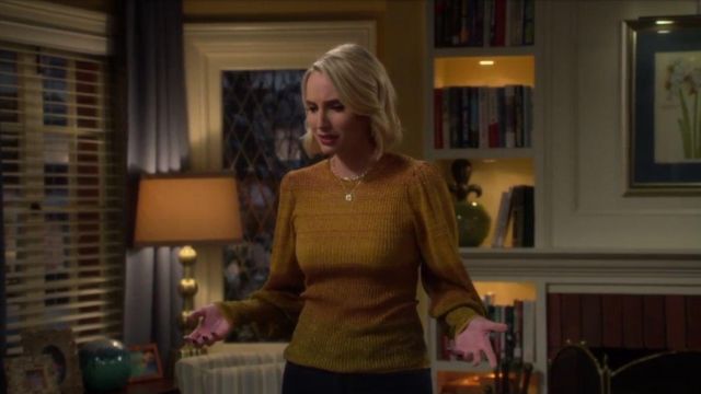 Puff Manches Chandail porté par Mandy Baxter (Molly McCook) dans Last Man Standing Saison 8 Épisode 13