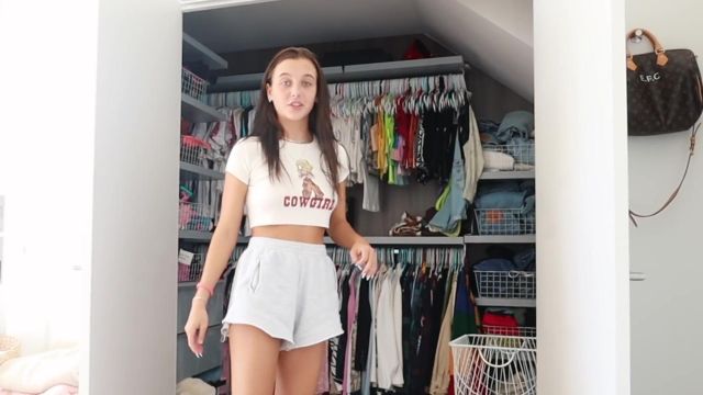 ASHLYN COWGIRL TOP of Emma Chamberlain in LIVING IN MY CLOSET FOR 24 HOURS