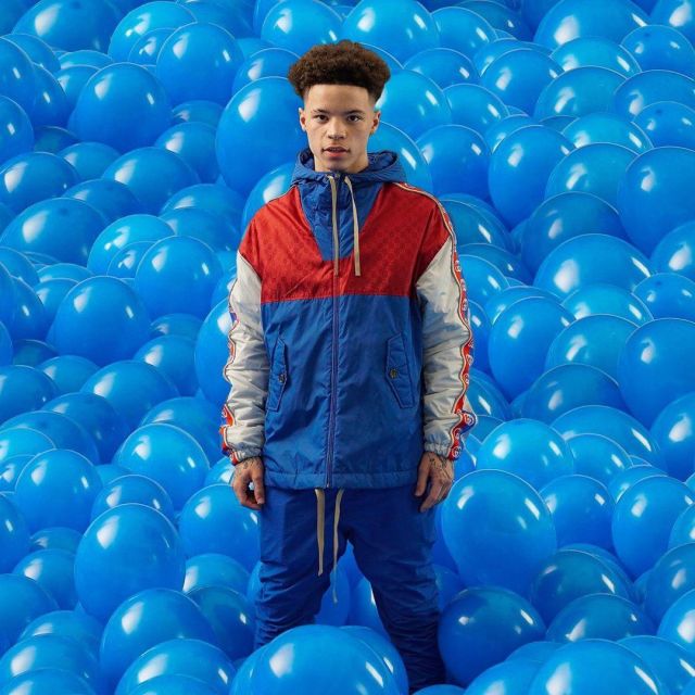 barriere kvælende Behandle La veste Gucci bleue et rouge portée par Lil Mosey sur son compte Instagram  @lilmosey | Spotern