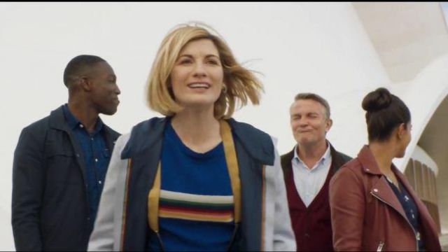 Corgi Bleu Rayé Chandail porté par Le Médecin (Jodie Whittaker) dans Doctor Who Saison 12 Épisode 3