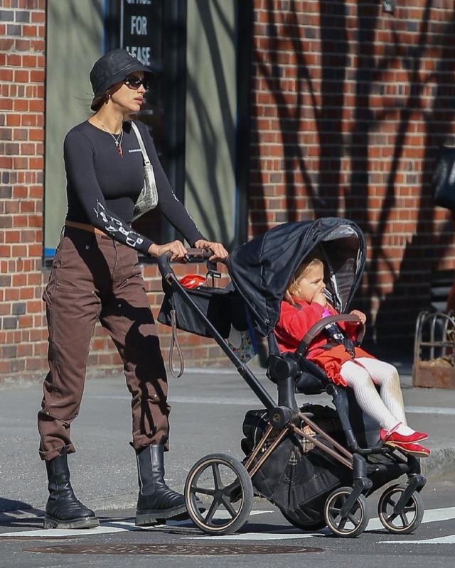 Bottega veneta flat chelsea combat boots Clearance