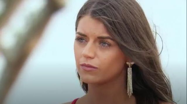 Get Stung Ear­rings worn by Madison P. in The Bachelor Season 24 Episode 10