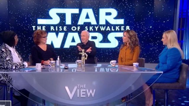 Boss Blue Je­tuc­ka Pin­tuck Jack­et worn by Meghan McCain on The View March 10, 2020