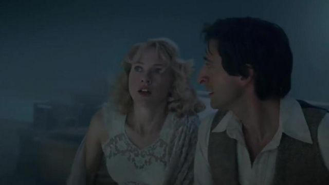 White shirt of Jack Driscoll (Adrien Brody) in King Kong