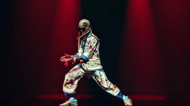 Gucci x Dis­ney Ten­nis 1977 Sneak­ers worn by Lil Wayne in the music video Lil Wayne - Mama Mia (Official Video)