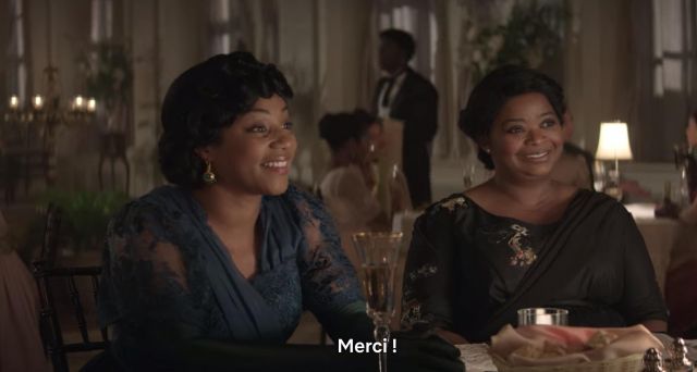 The long gloves, green fir tree, Lelia (Tiffany Haddish) in Self-Made : based on the life of Madam C. J. Walker (S01E03)