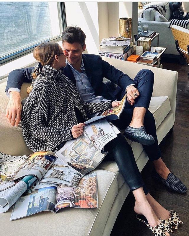 J Brand Alana High Rise Crop Leather Skinny Pants worn by Olivia Palermo With Johannes Huebl March 22, 2020