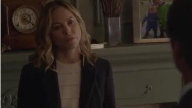 Suéter a rayas usado por Jack Sloane (Maria Bello) en NCIS (Temporada 17 Episodio 18