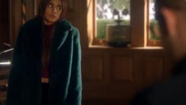 BLue Faux Fur Coat worn by Margo Hanson (Summer Bishil) in The Magicians Season 5 Episode 13